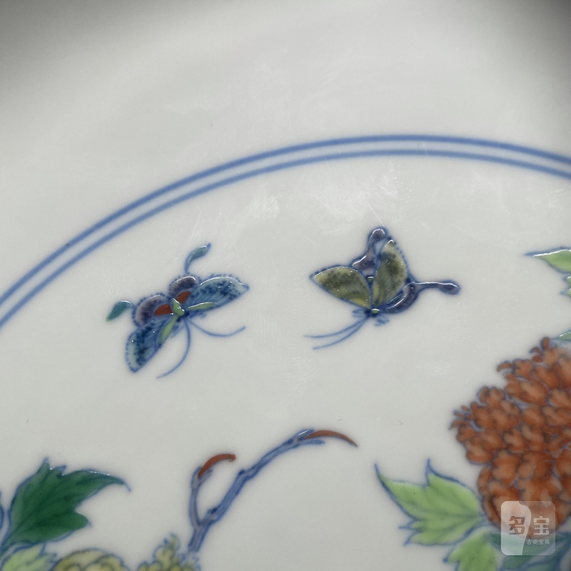 清雍正 斗彩蝶恋花纹盘 - 图10